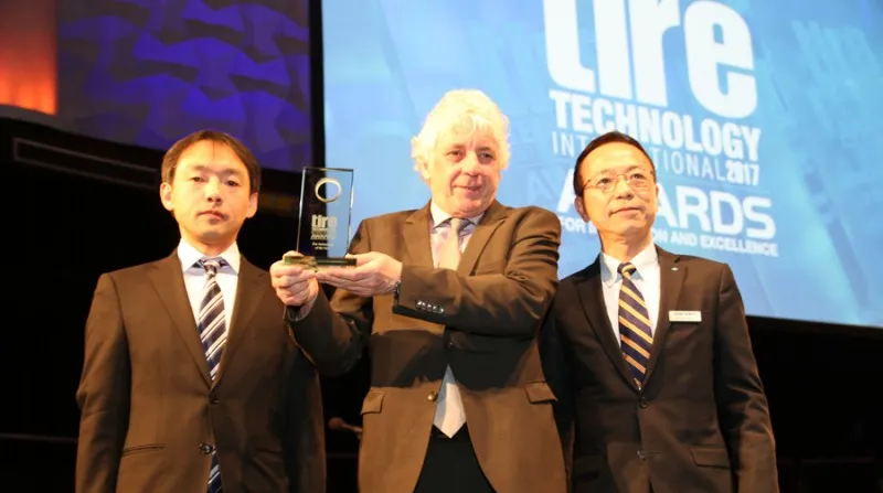 FALKEN GUMMITEKNOLOGI VINNER "TIRE TECHNOLOGY OF THE YEAR AWARD" FALKEN GUMMITEKNOLOGI VINNER "TIRE TECHNOLOGY OF THE YEAR AWARD"