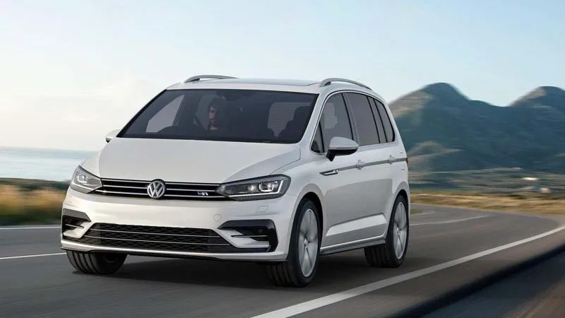 2017-vw-touran